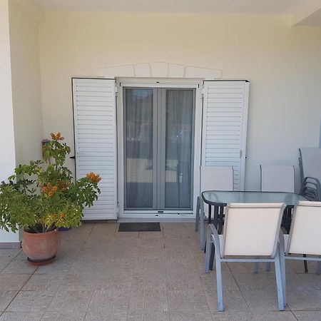 Konstantinos Apartments อัมมูเดีย ห้อง รูปภาพ