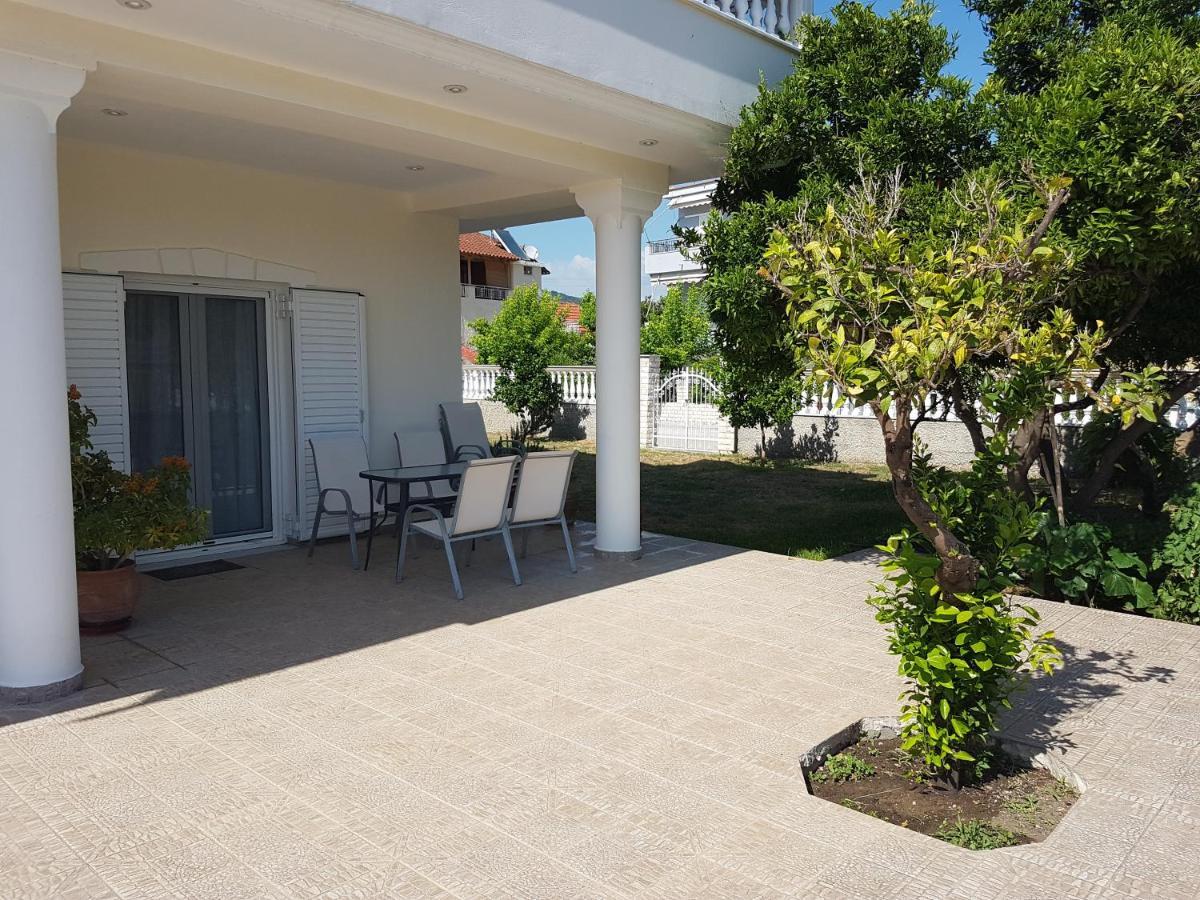 Konstantinos Apartments อัมมูเดีย ภายนอก รูปภาพ