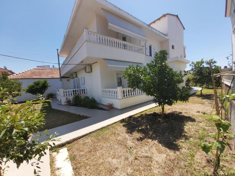 Konstantinos Apartments อัมมูเดีย ภายนอก รูปภาพ