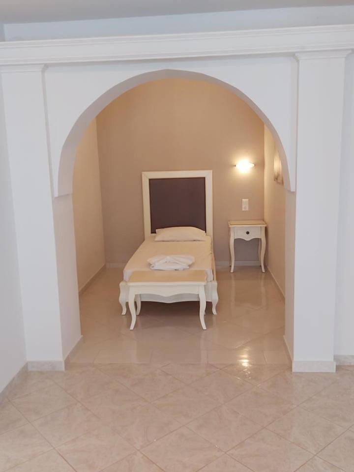 Konstantinos Apartments อัมมูเดีย ห้อง รูปภาพ