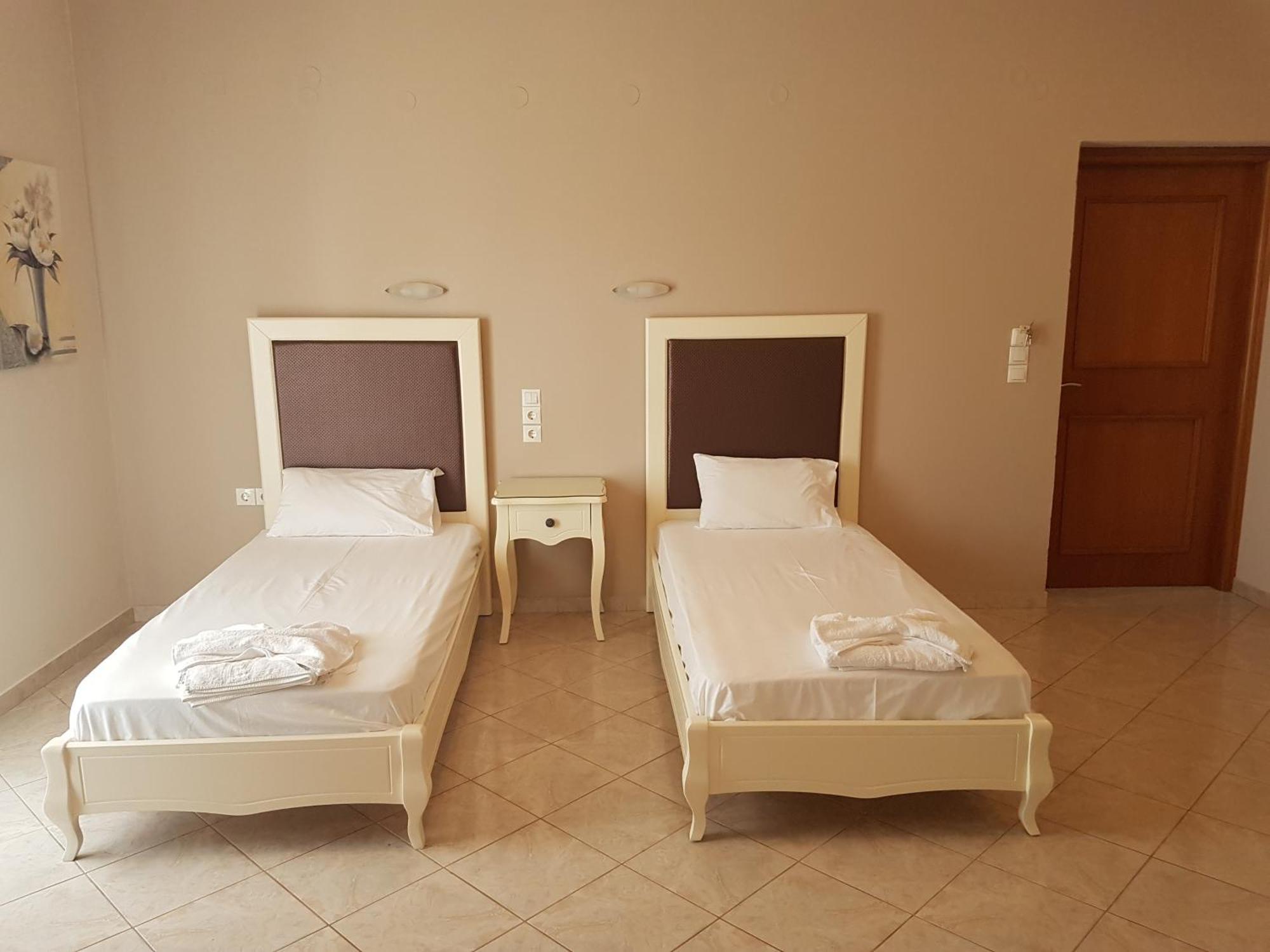 Konstantinos Apartments อัมมูเดีย ห้อง รูปภาพ